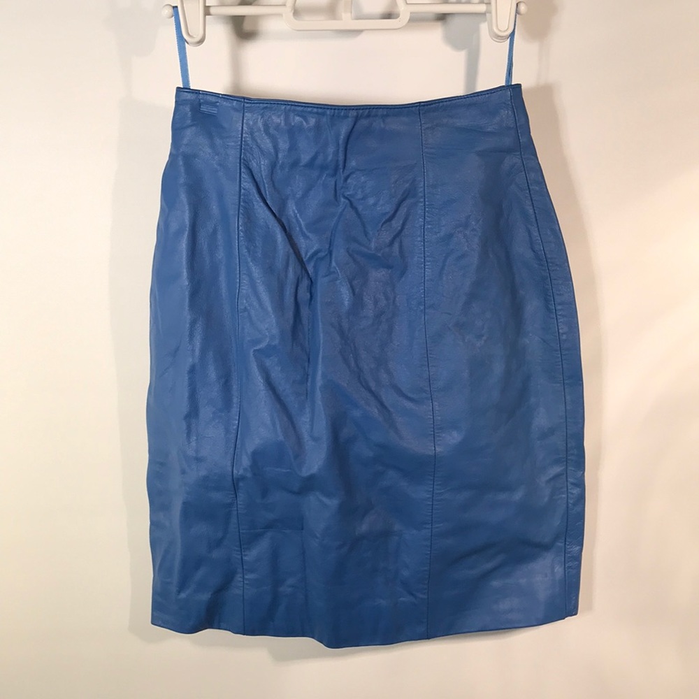 Chia blue leather mini skirt Sz 2
